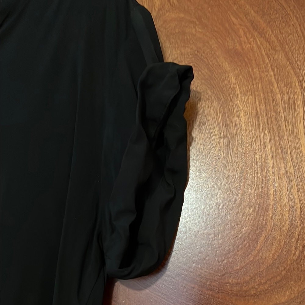 Elegant Black Women's Top - Picture 2 of 3